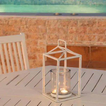 Helena Santorini- Private Plunge Pool & Bbq Apartment