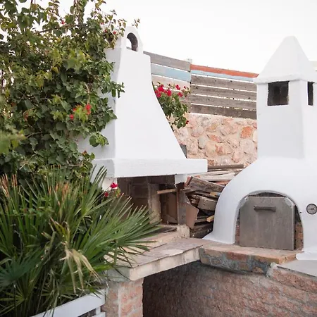 Apartment Helena Santorini- Private Plunge Pool & Bbq Messaria (Santorini)