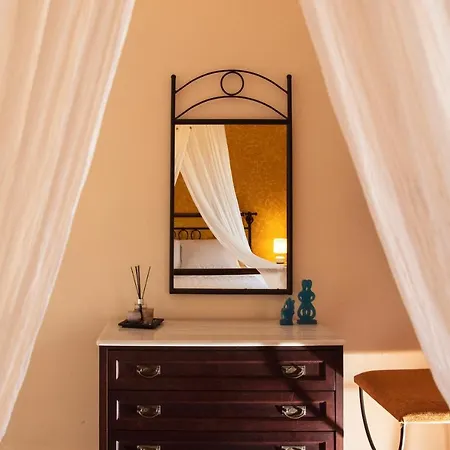 Helena Santorini- Private Plunge Pool & Bbq Apartment